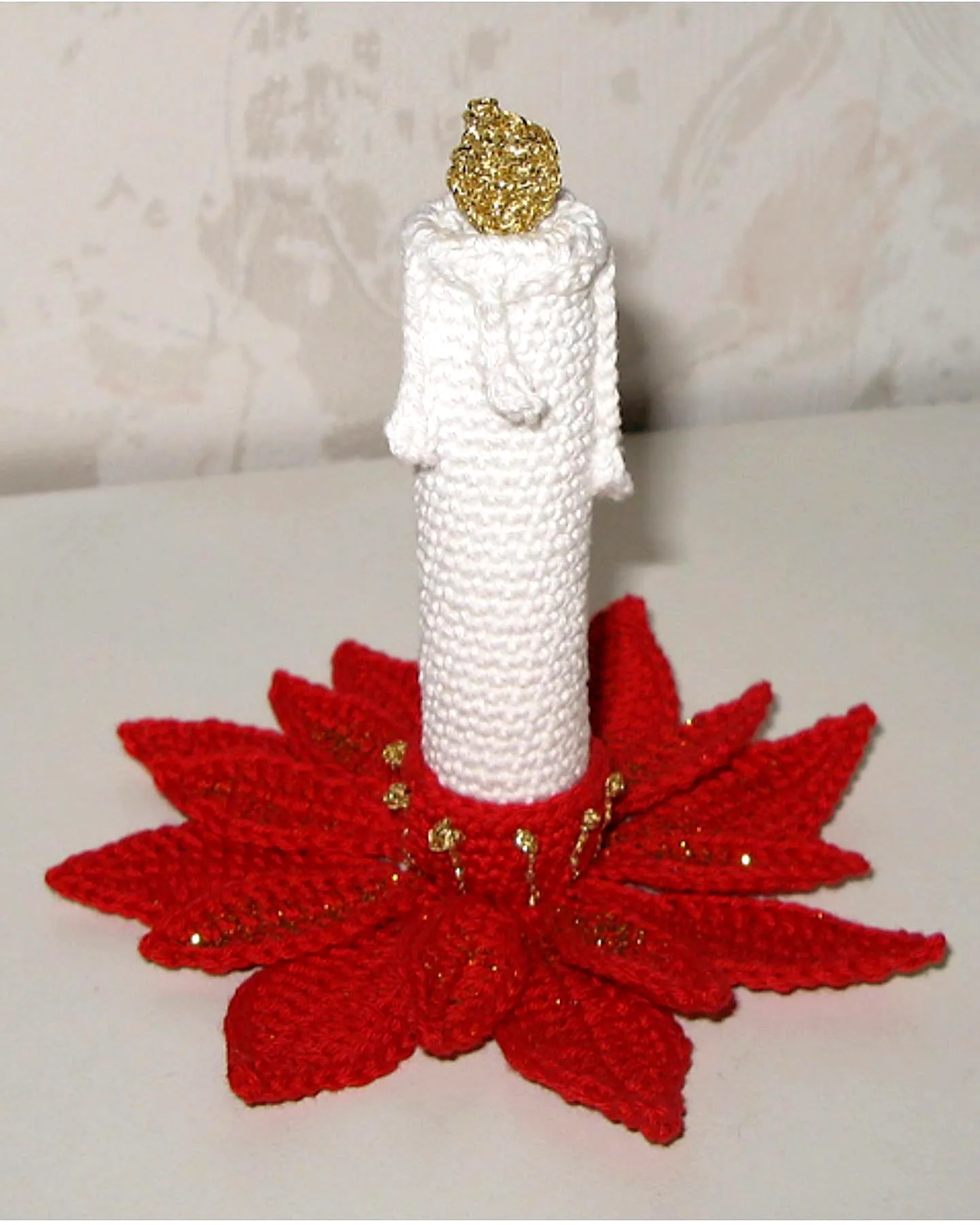 Vibrant Crochet Candle Holder with Flower Design for Intermediates