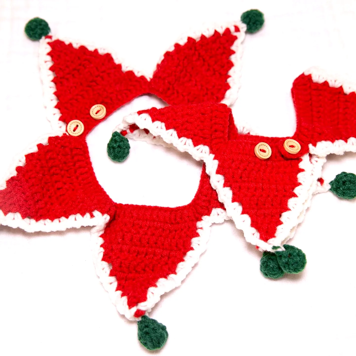 Vibrant Crochet Cat Collar with Festive Design