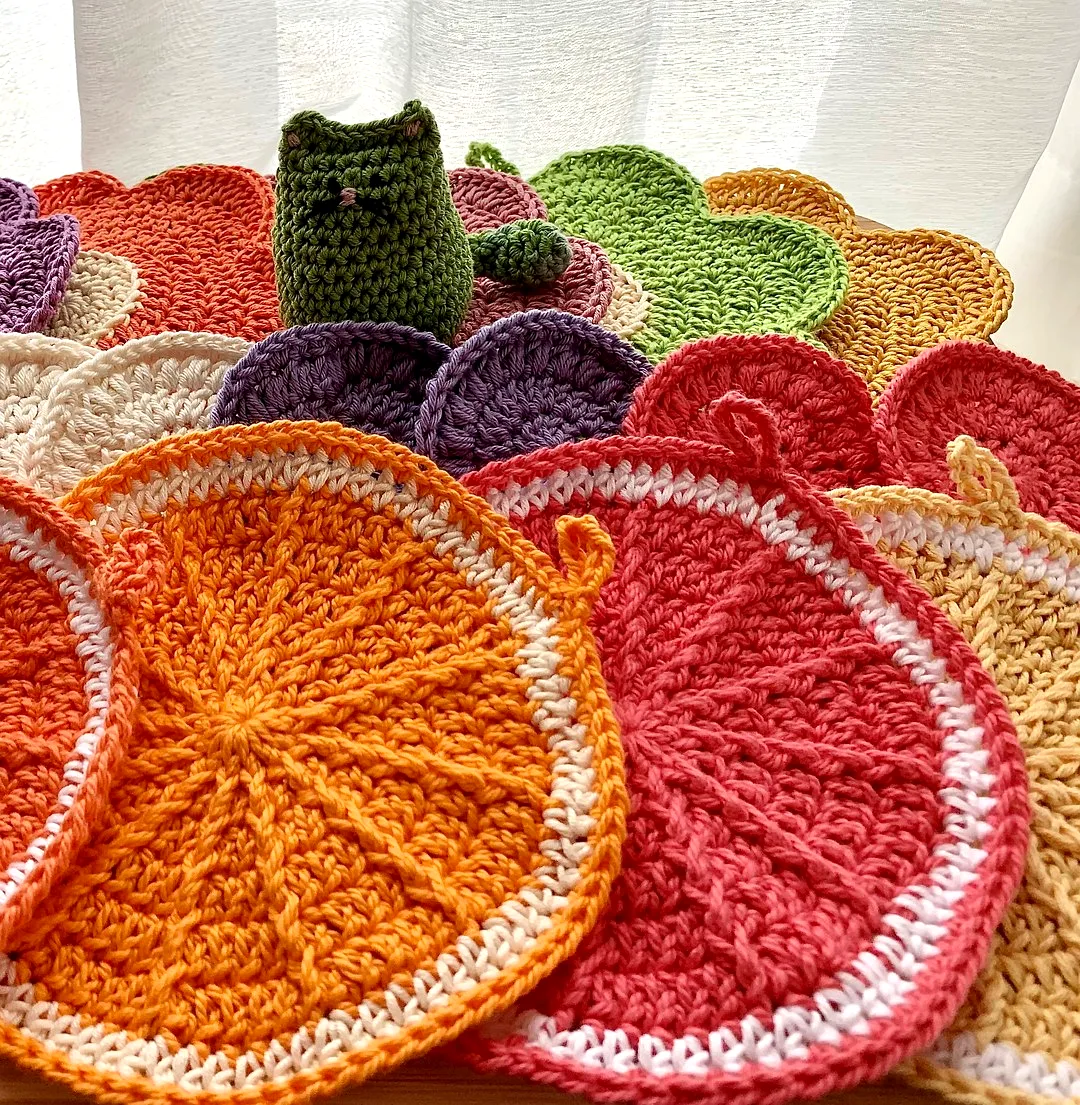 Vibrant Crochet Makeup Remover Pad in Cute Fruity Style