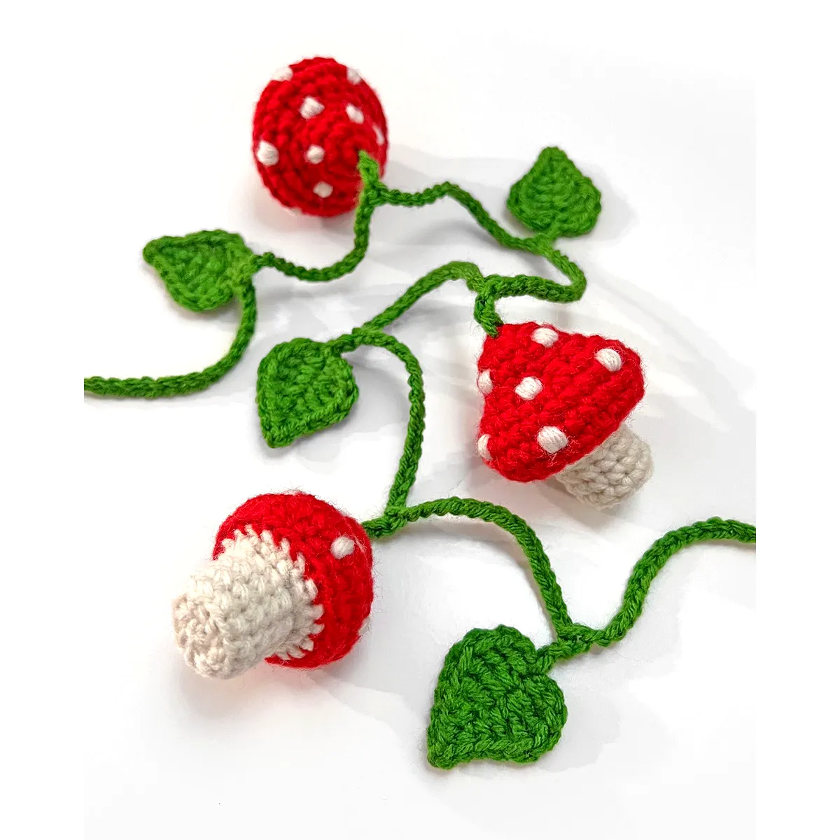 Vibrant Crochet Mushroom Decor in Stylish Red and Green