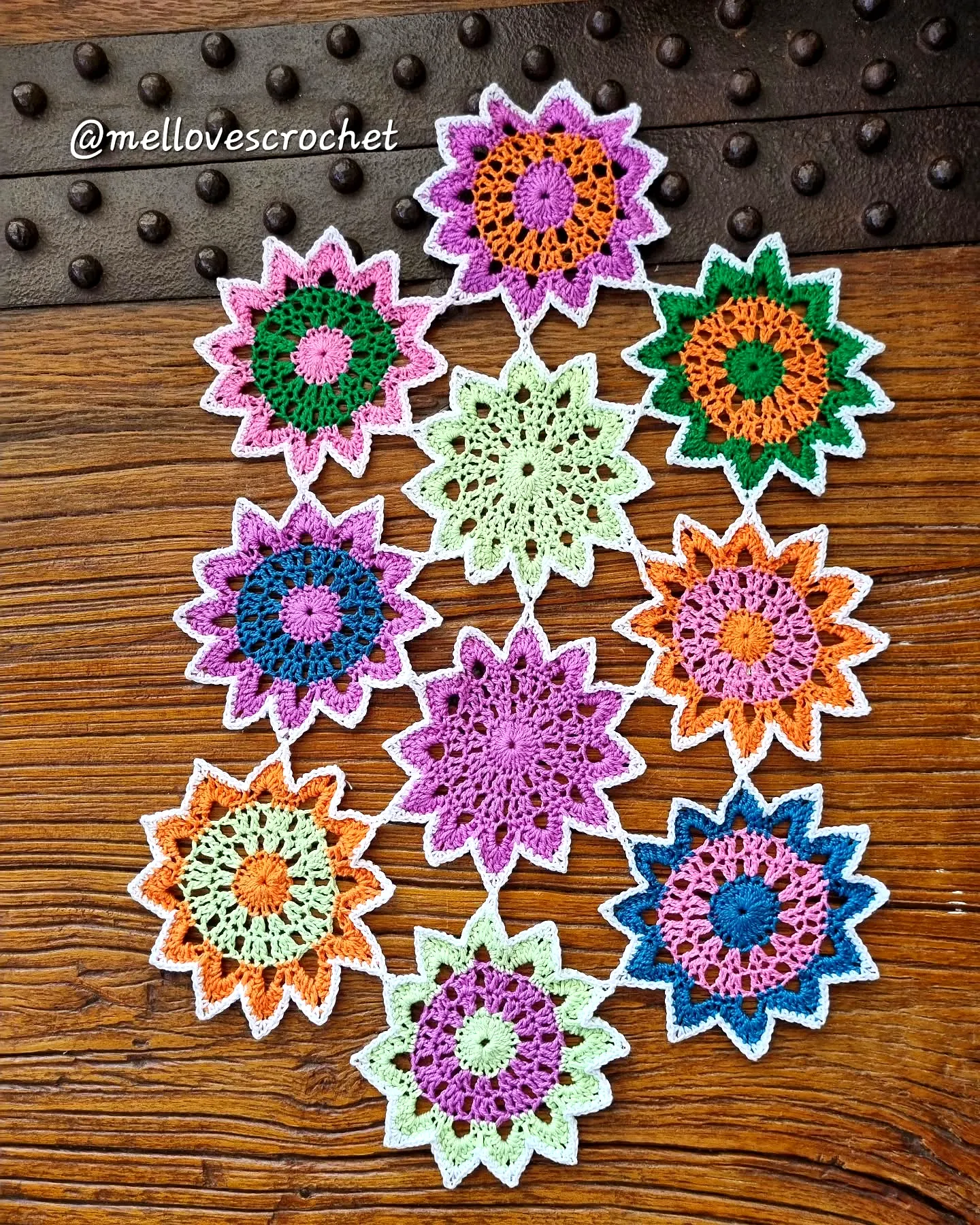 Vibrant Flower Motif Crochet Table Runner for Intermediate Crocheters