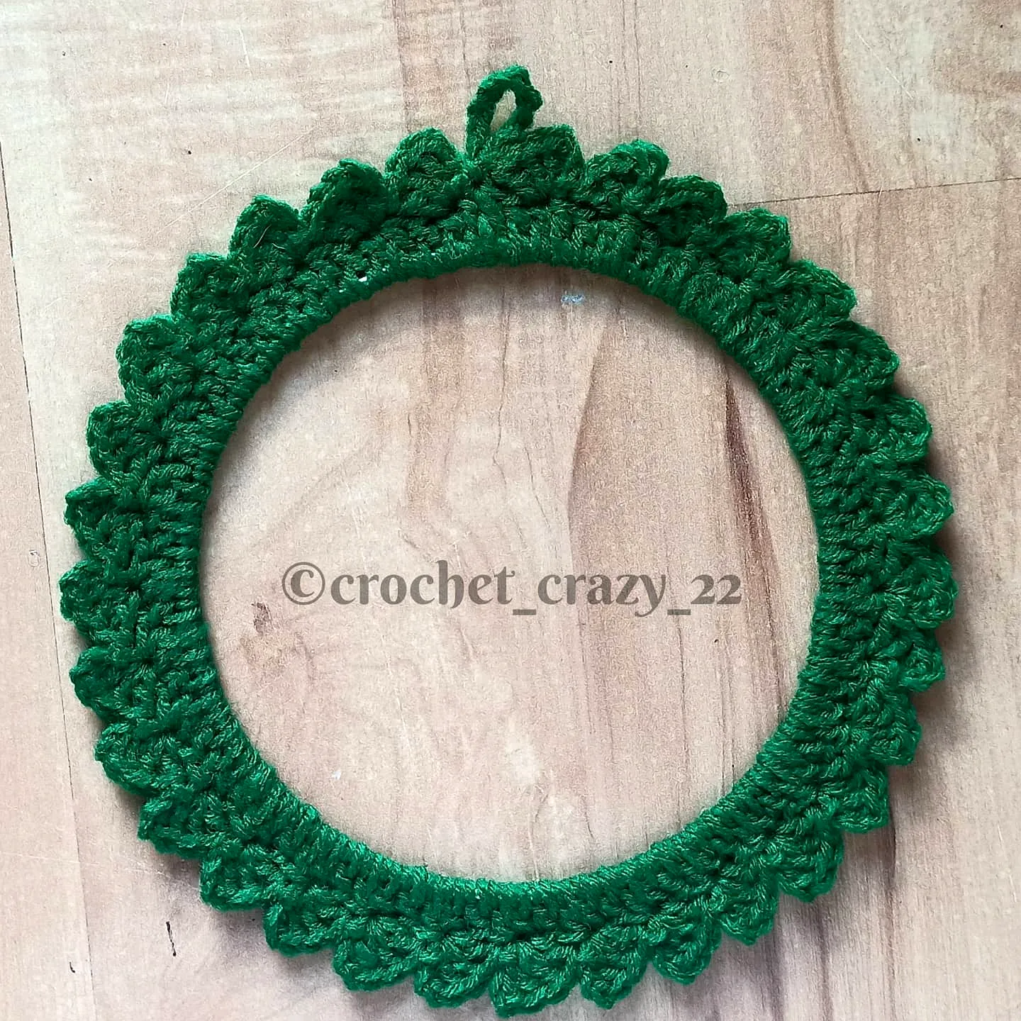 Vibrant Green Crochet Photo Frame with Scalloped Edge Design