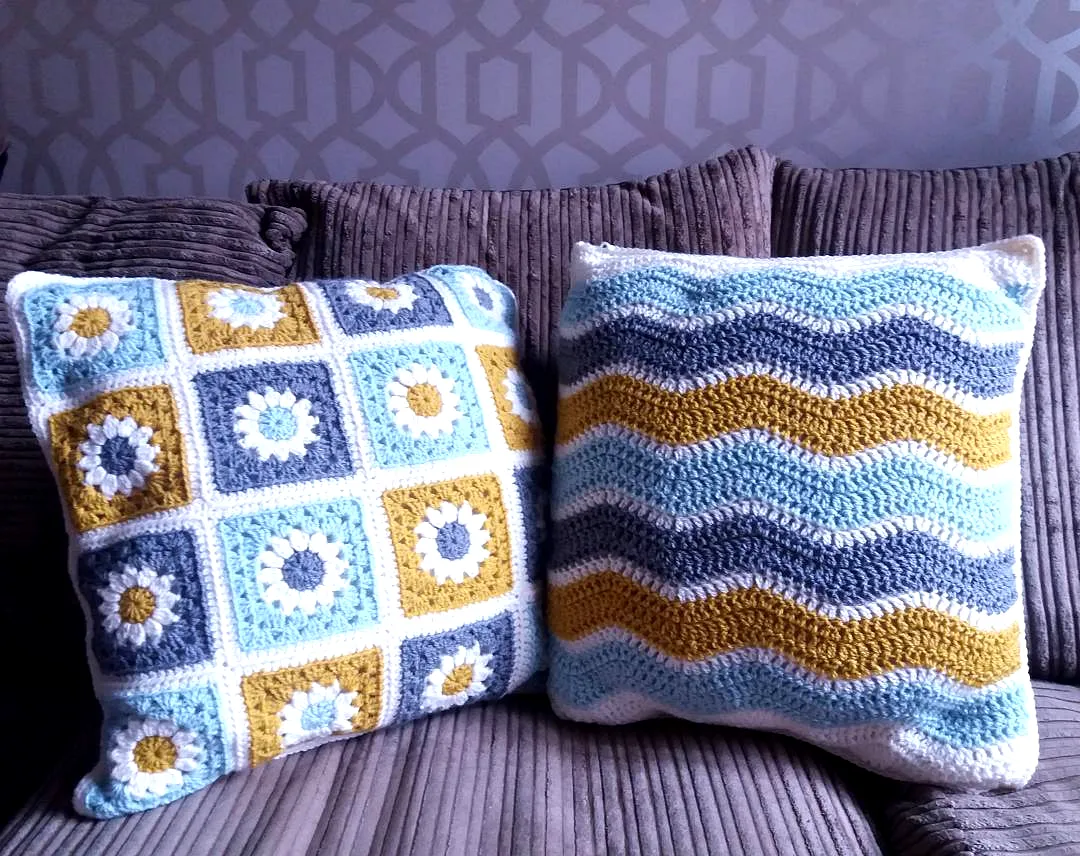 Vibrant Patchwork Crochet Cushion Cover for Stylish Interiors