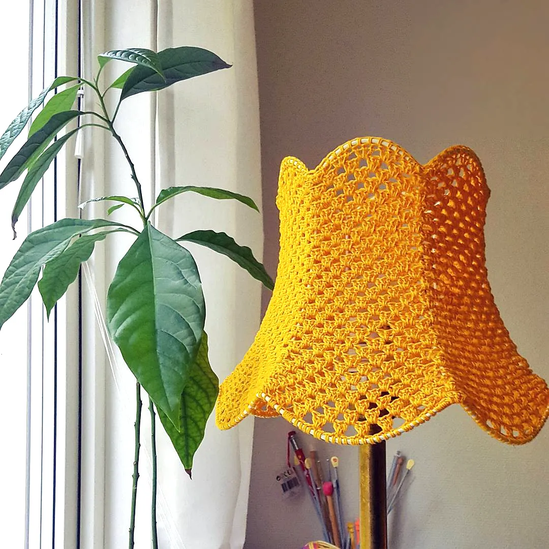 Vibrant Yellow Crochet Lampshade with Scalloped Design